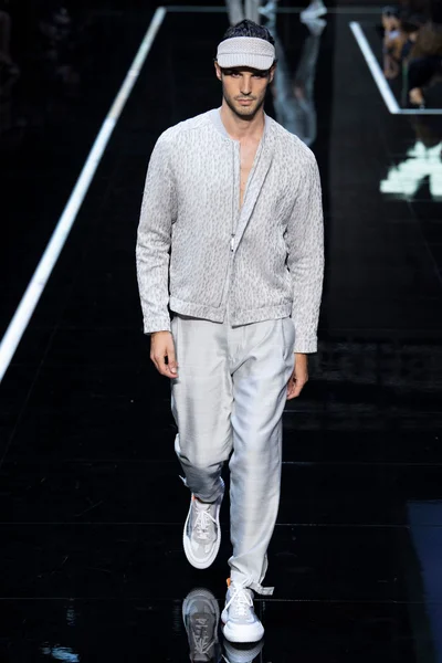 Look 69